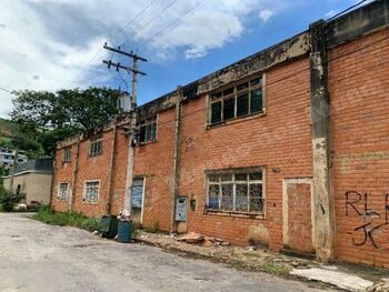 Imovel comercial em leilao em Ubá/MG