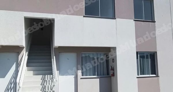 Apartamento em leilao em Colombo/PR