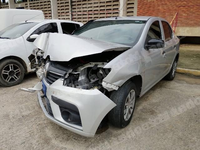 Renault em leilao em Brasil