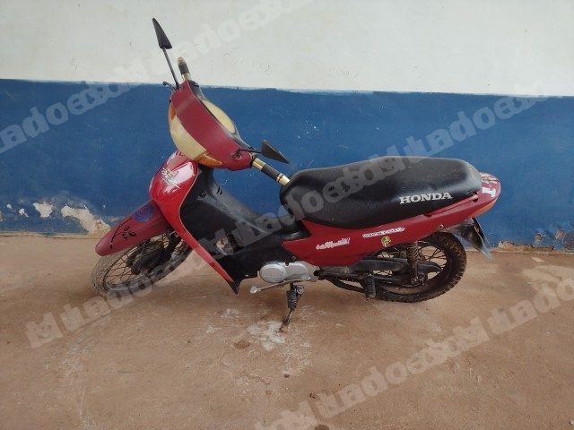 Honda 2003 em leilao em Brasil - Lote 1