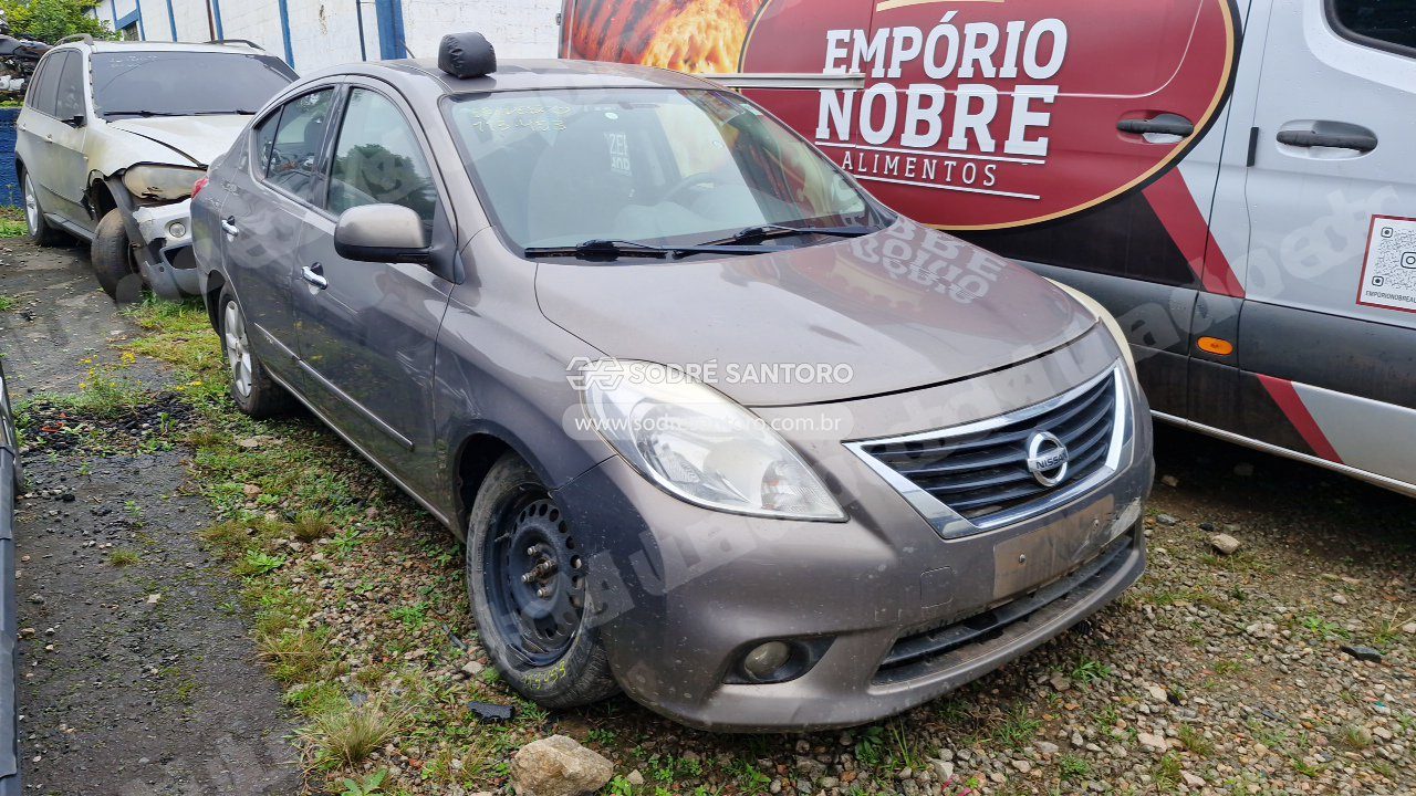 Nissan em leilao em São José dos Pinhais/PR