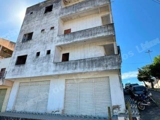 Casa de 1136 m2 em leilão em Acopiara/CE