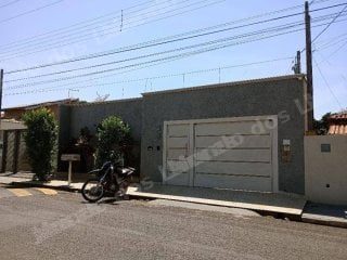 Casa em leilao em Macaubal/SP