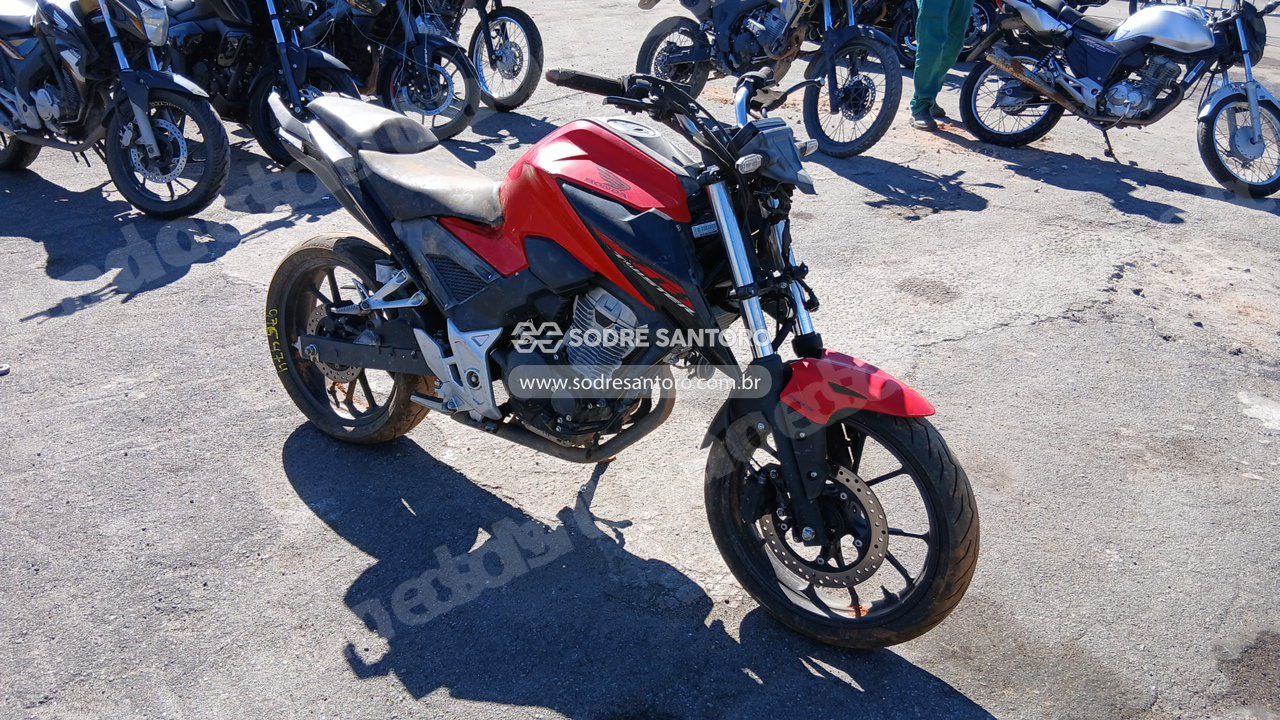Honda em leilao em Brasil