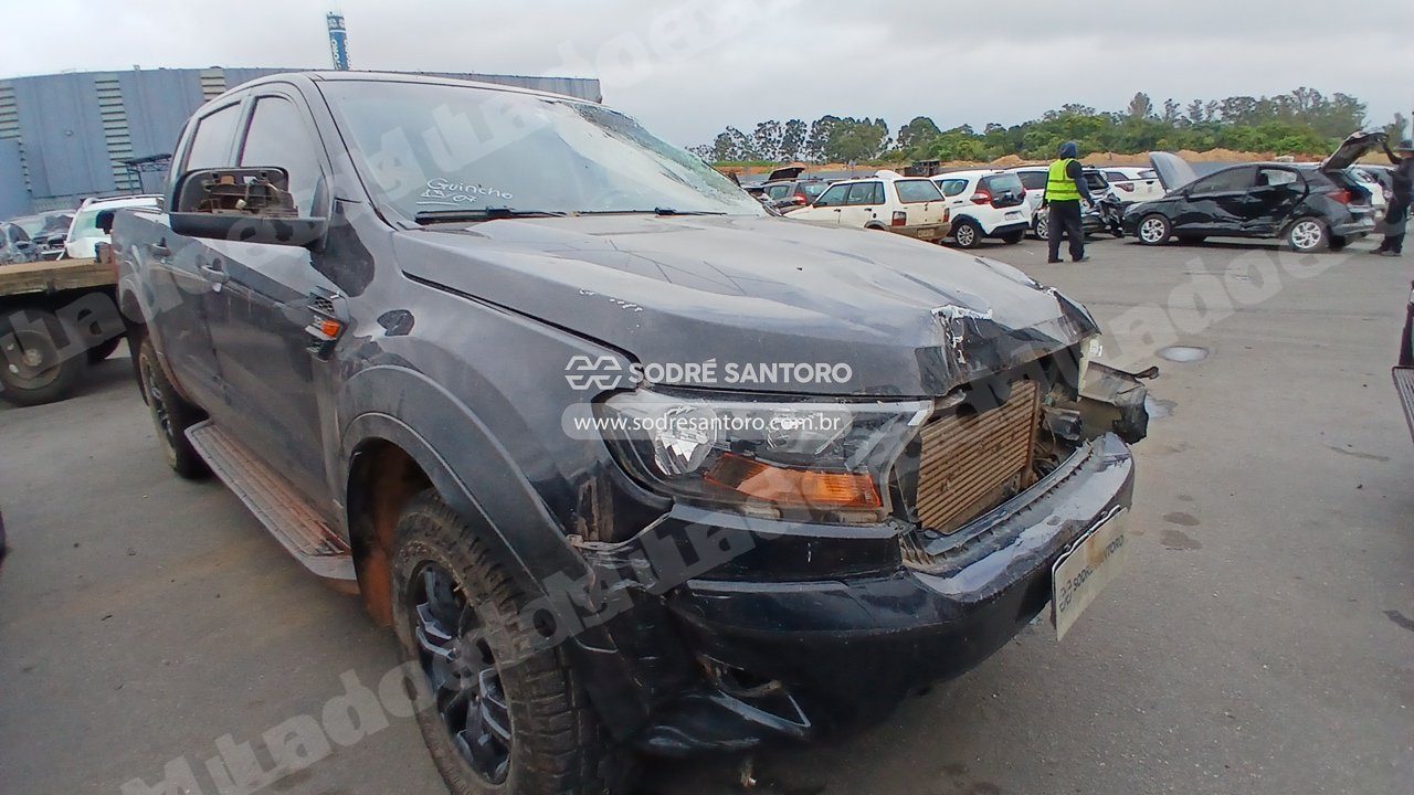 Ford em leilao em Brasil