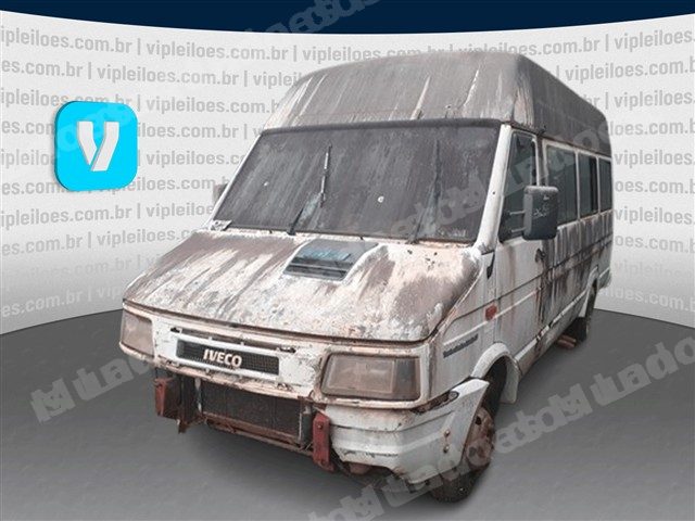 Fiat em leilao em Brasil