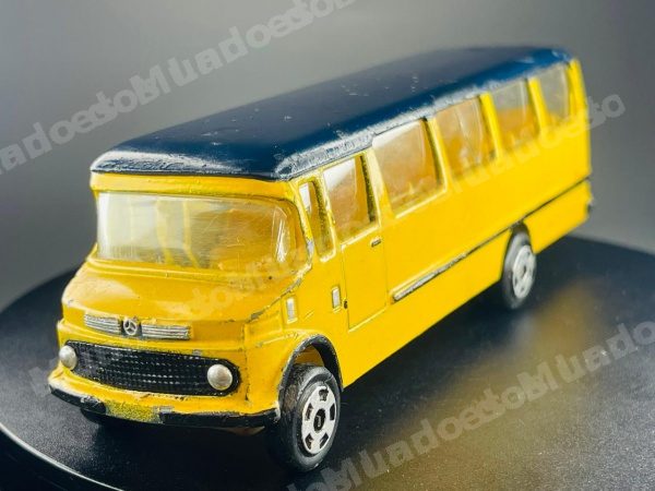 Veículo em leilão em Petrópolis/RJ - Lote 4