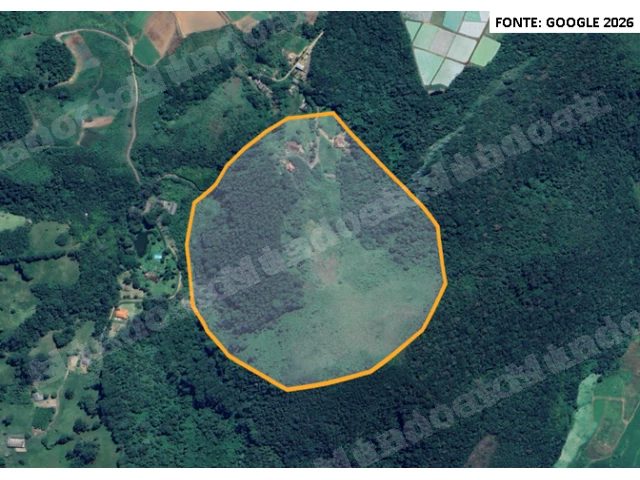 Terreno de 43640 m2 em leilão em Nova Friburgo/RJ
