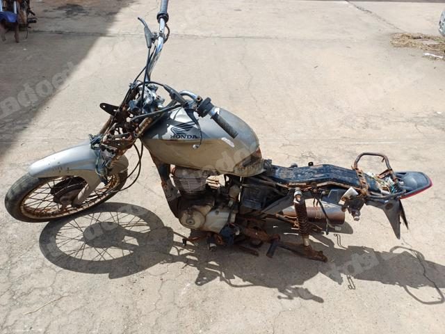 Honda em leilao em Brasil