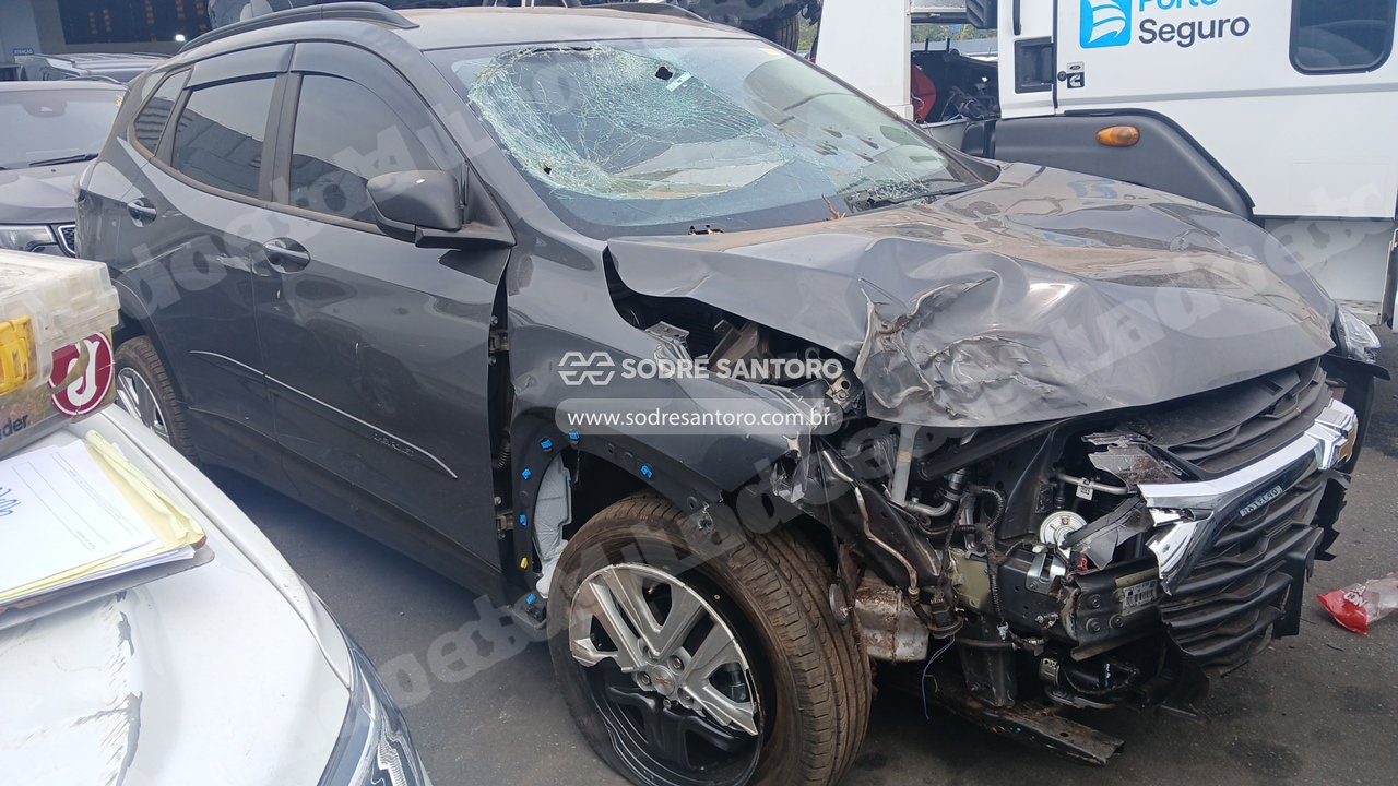 Chevrolet Tracker T A 2027 em leilão em Brasil
