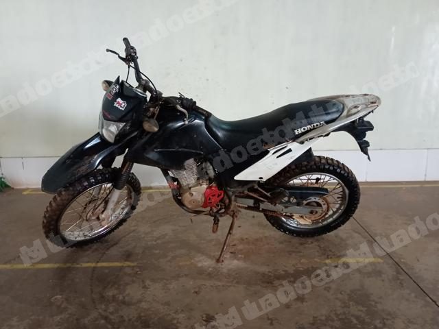Honda 2013 em leilao em Brasil - Lote 1