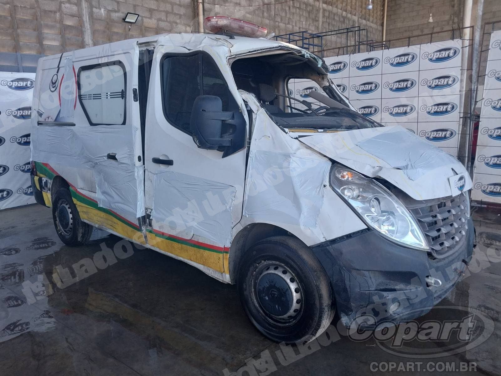 Lote em leilao em Candeias/BA