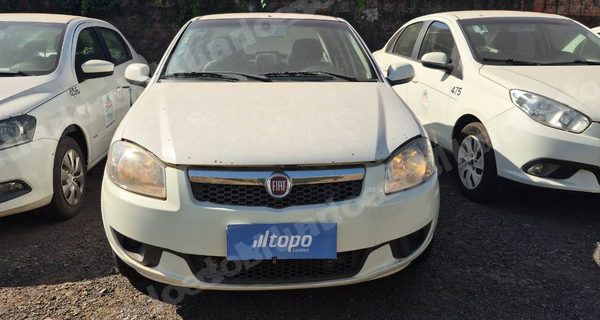 Fiat Siena 2015 em leilão em Paraíso do Norte/PR
