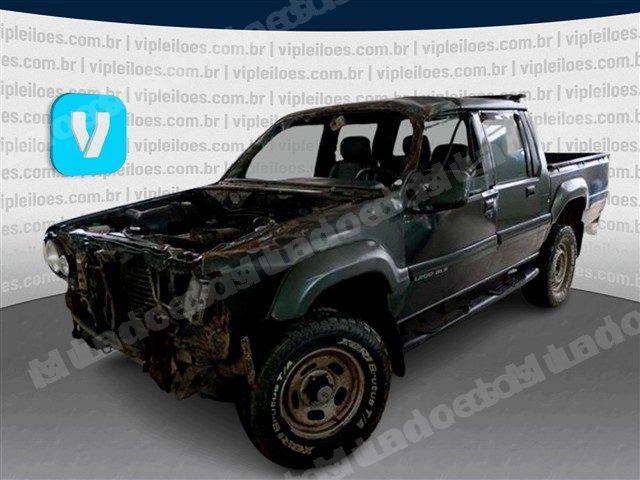 Veiculo 2001 em leilao em Brasil - Lote 1