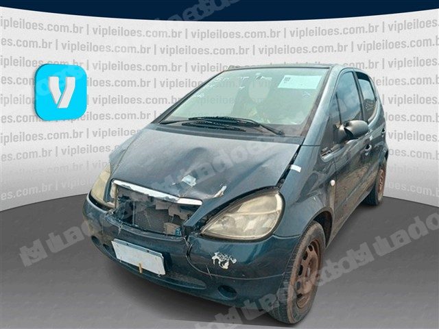 Mercedes 2001 em leilão em Brasil