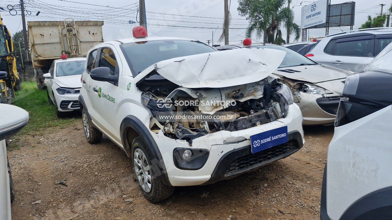 Fiat em leilao em São José dos Pinhais/PR