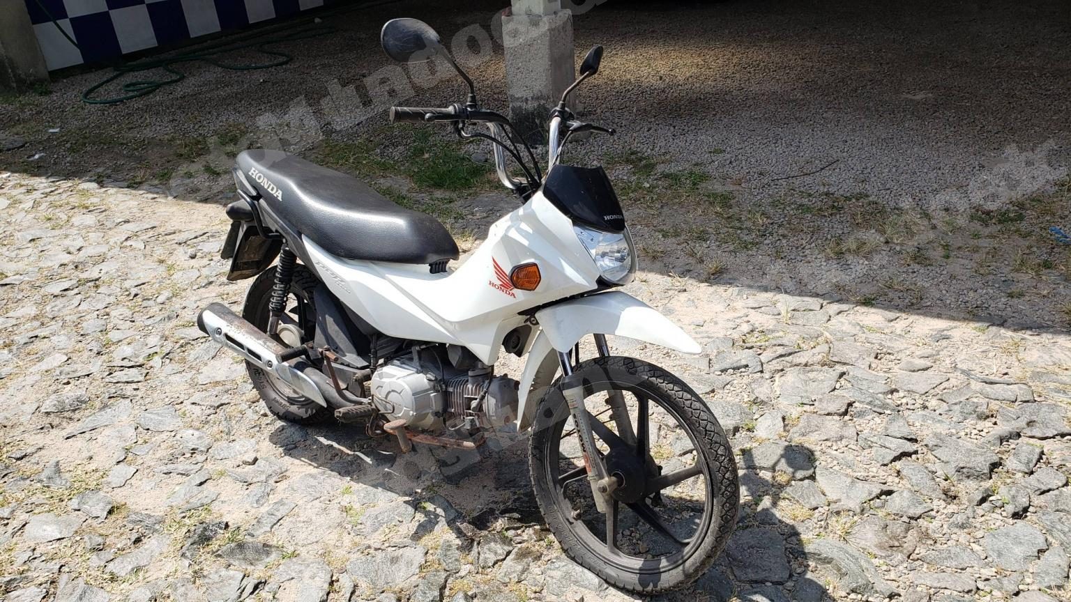 Honda em leilao em Brasil
