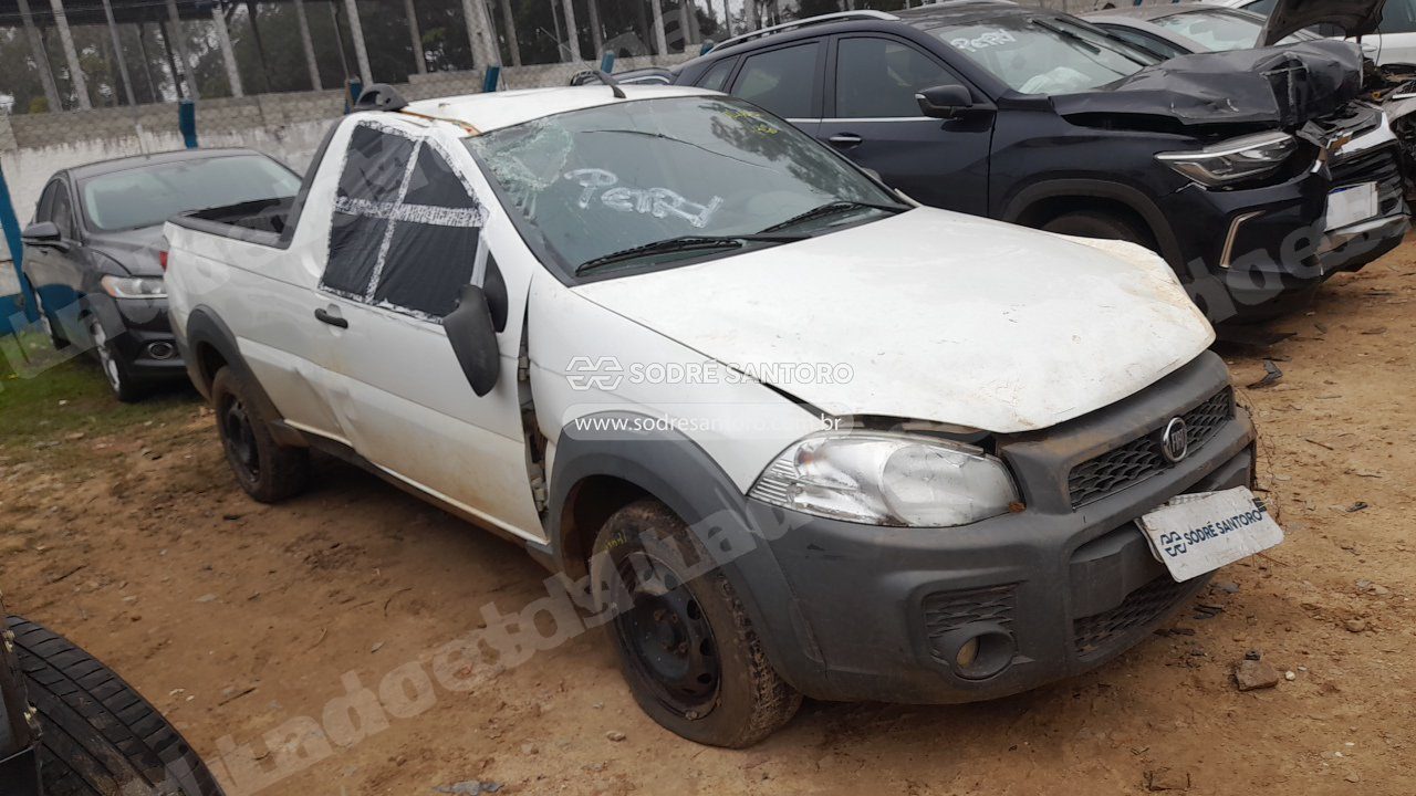 Fiat em leilao em São José dos Pinhais/PR