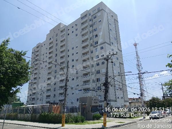 Apartamento em leilao em O/RJ