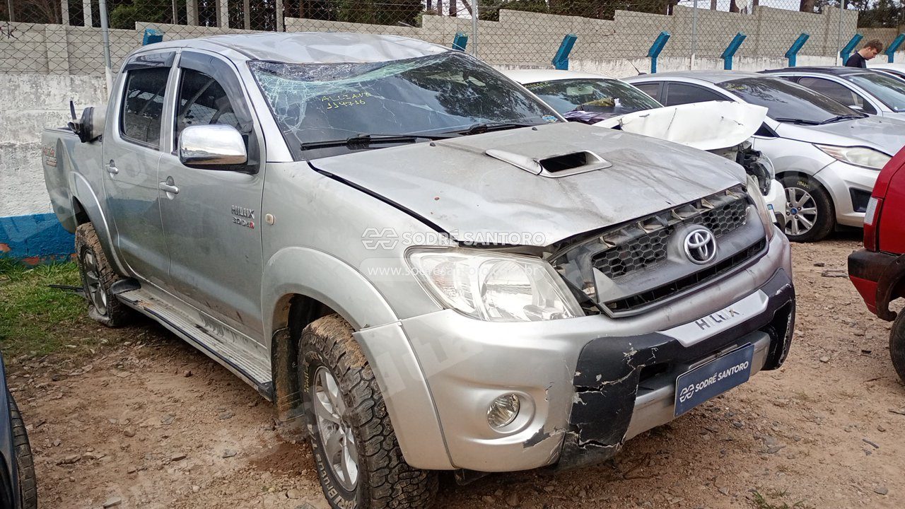 Toyota em leilao em São José dos Pinhais/PR