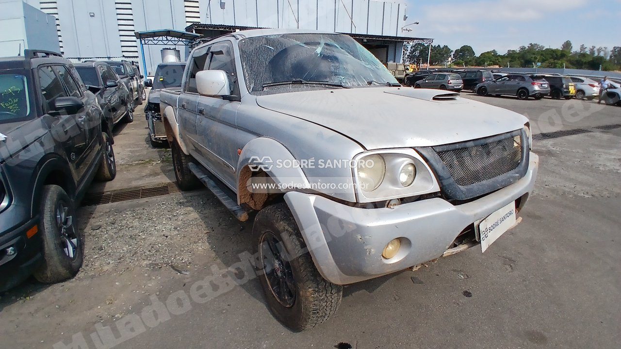 Mitsubishi em leilao em Brasil