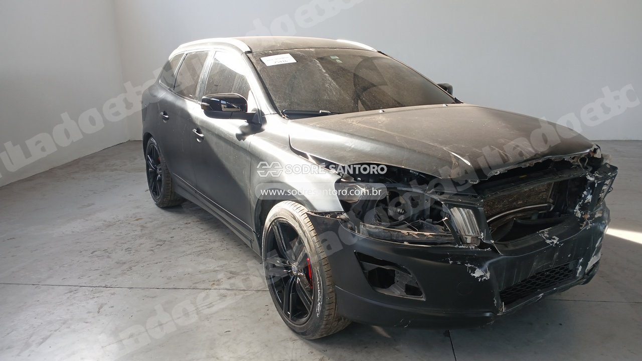 Volvo em leilao em Caçapava/SP