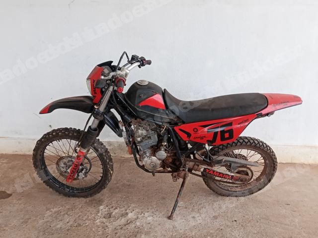 Yamaha 2015 em leilao em Brasil