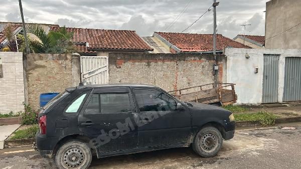Casa em leilao em S/RJ