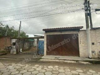 Casa de 64 m2 em leilao em Mongaguá/SP - Lote 1