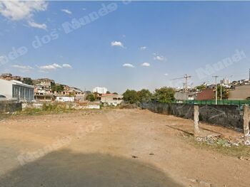 Terreno de 3096 m2 em leilao em Osasco/SP