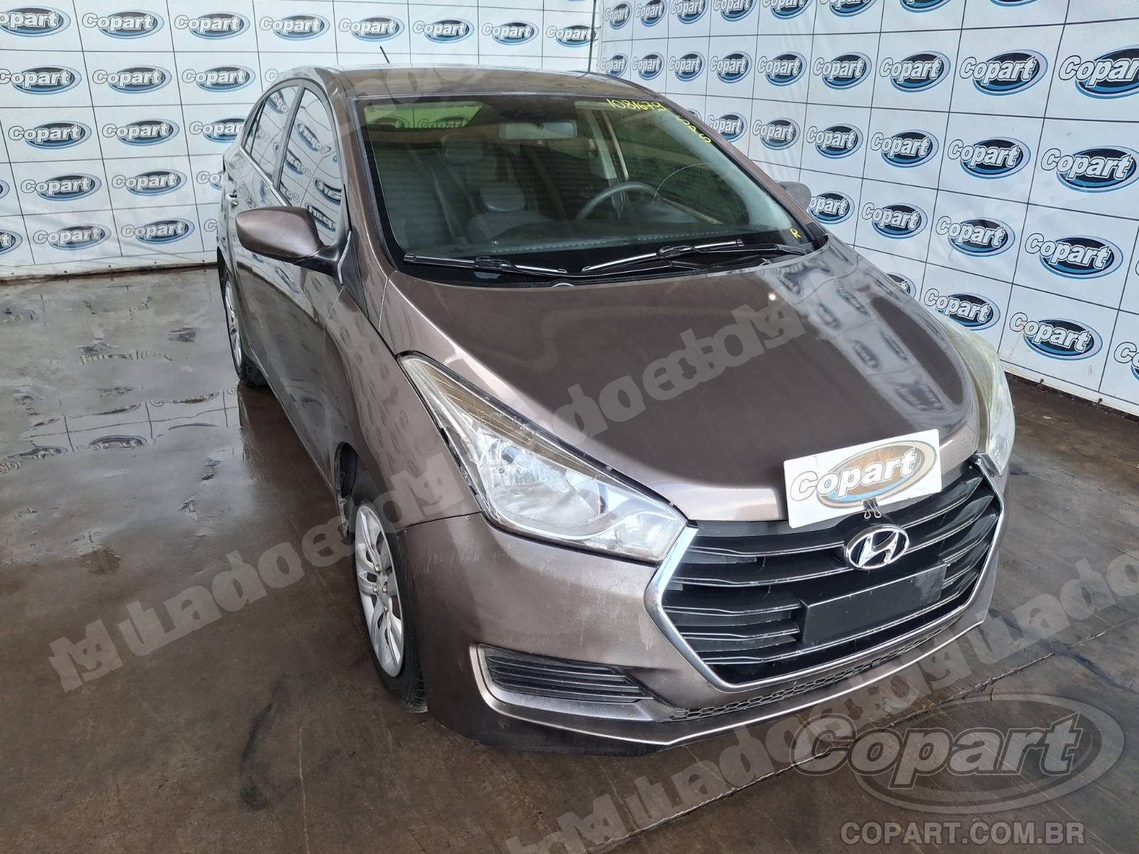 Lote em leilao em Candeias/BA