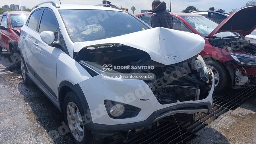 Hyundai Hb20X 1.6A Premi 2015 em leilão em Guarulhos/SP