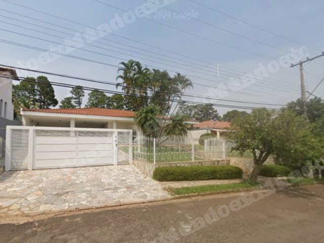 Casa de 1200 m2 em leilão em Marília/SP
