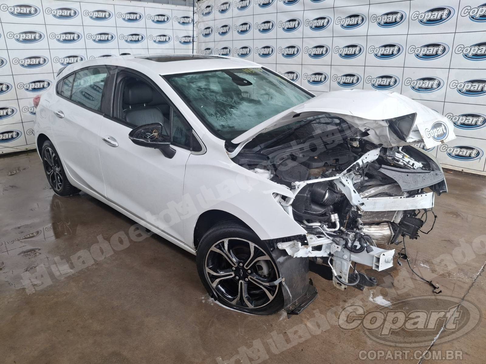 Lote em leilao em Candeias/BA