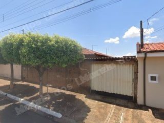 Casa em leilao em Bariri/SP
