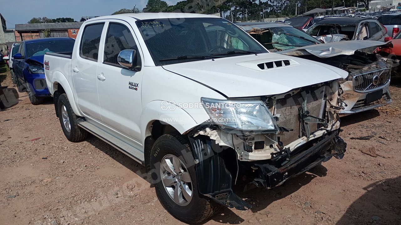 Toyota Hilux Cd4X4 Srv 2015 em leilão em São José dos Pinhais/PR