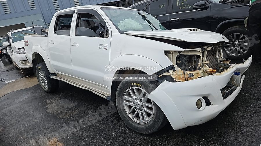Toyota Hilux Cd 4X4 Srv 2015 em leilão em Guarulhos/SP