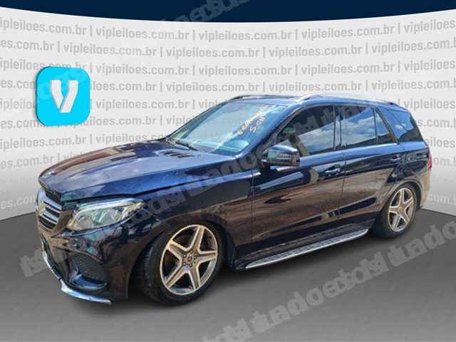 Mercedes 2017 em leilão em Goiânia/GO