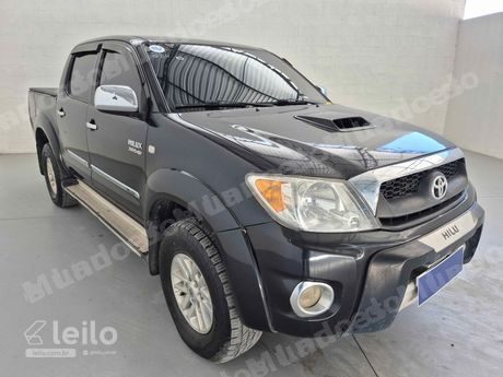 Toyota Hilux em leilao em Eusébio/CE