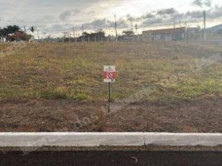 Casa de 360 m2 em leilao em Tambaú/SP