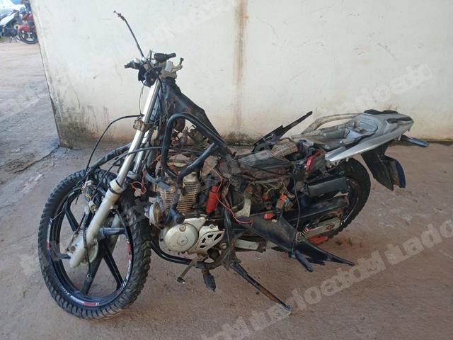 Honda 2010 em leilao em Brasil - Lote 1