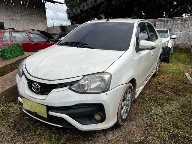 Toyota em leilao em Brasil