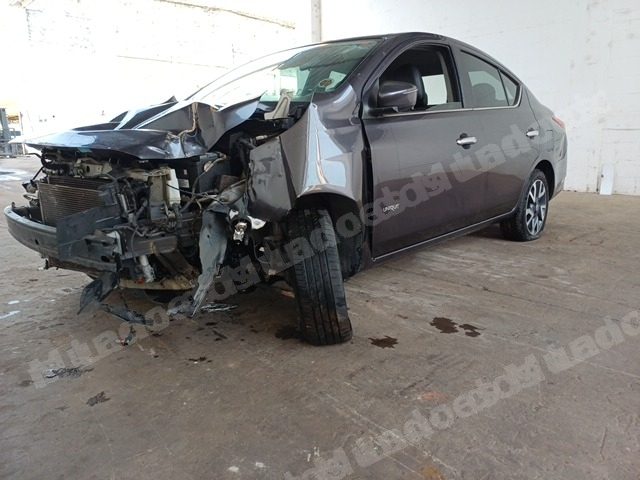 Nissan em leilao em Brasil
