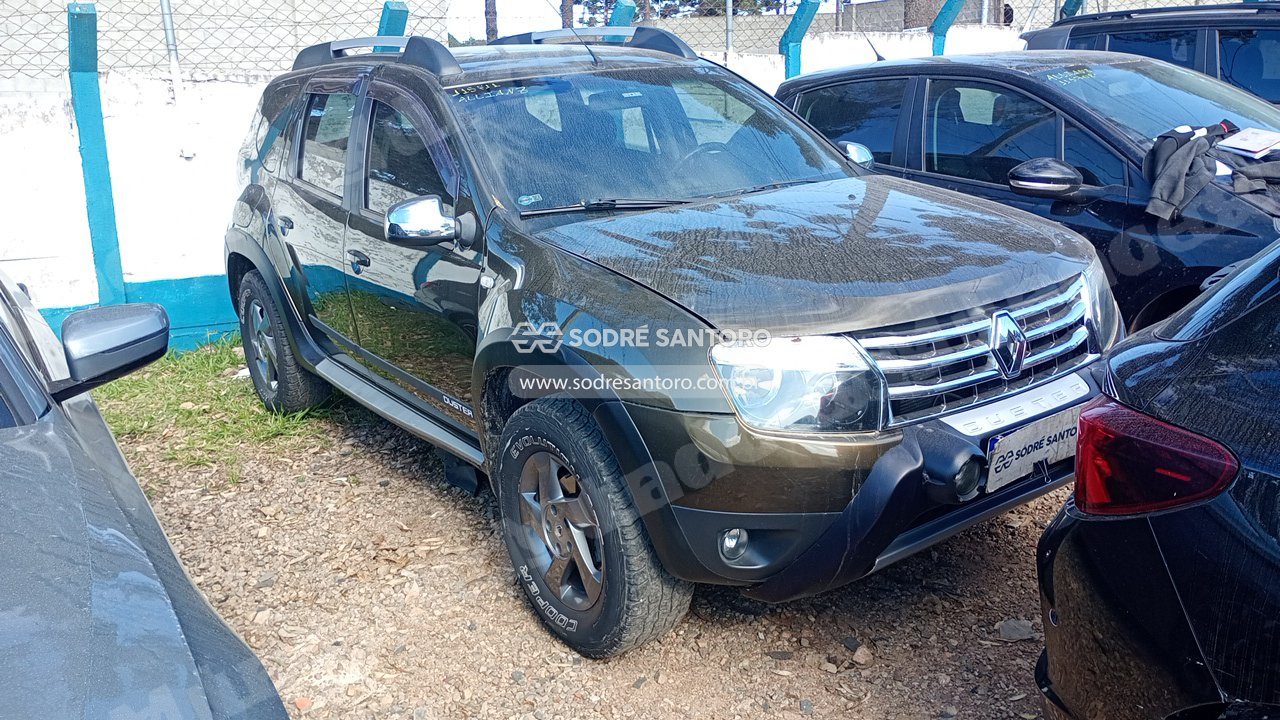 Renault Duster 20 D 4X4 2015 em leilão em São José dos Pinhais/PR