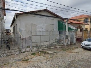 Casa de 300 m2 em leilão em Salvador/BA