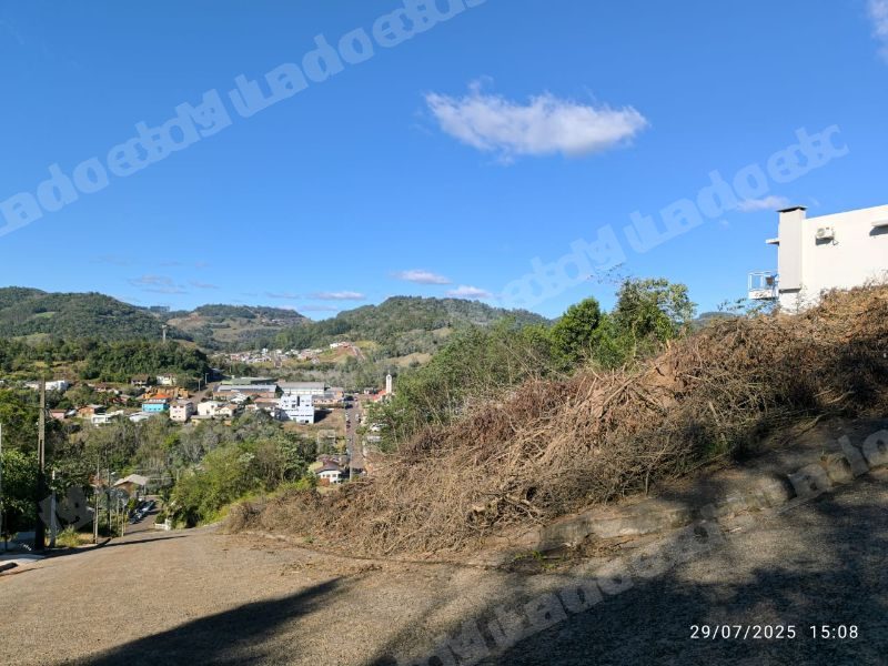 Terreno de 403 m2 em leilao em Arabutã/SC