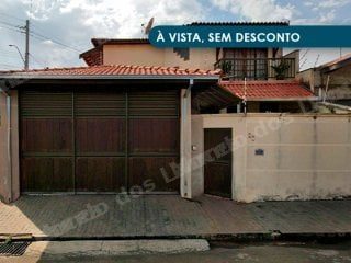 Casa de 172 m2 em leilão em Charqueada/SP