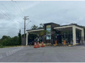 Imovel de 321 m2 em leilao em Taubaté/SP