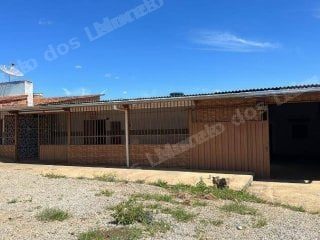 Casa de 354 m2 em leilão em Ipameri/GO