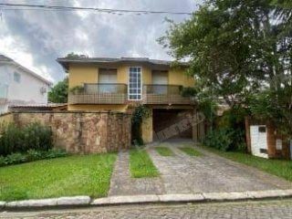 Casa de 202 m2 em leilão em Guarujá/SP